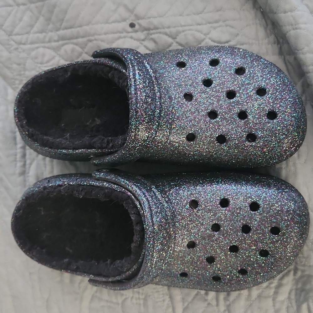 BNWOT Sparkley black Crocs